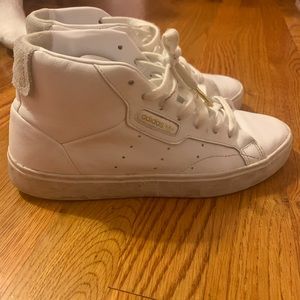 Adidas Sleek Mid Sneaker